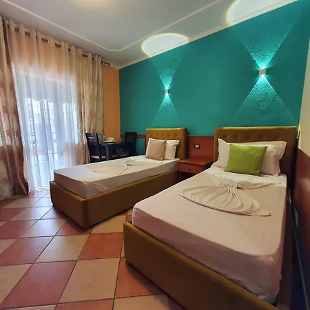 My Rooms Hotel